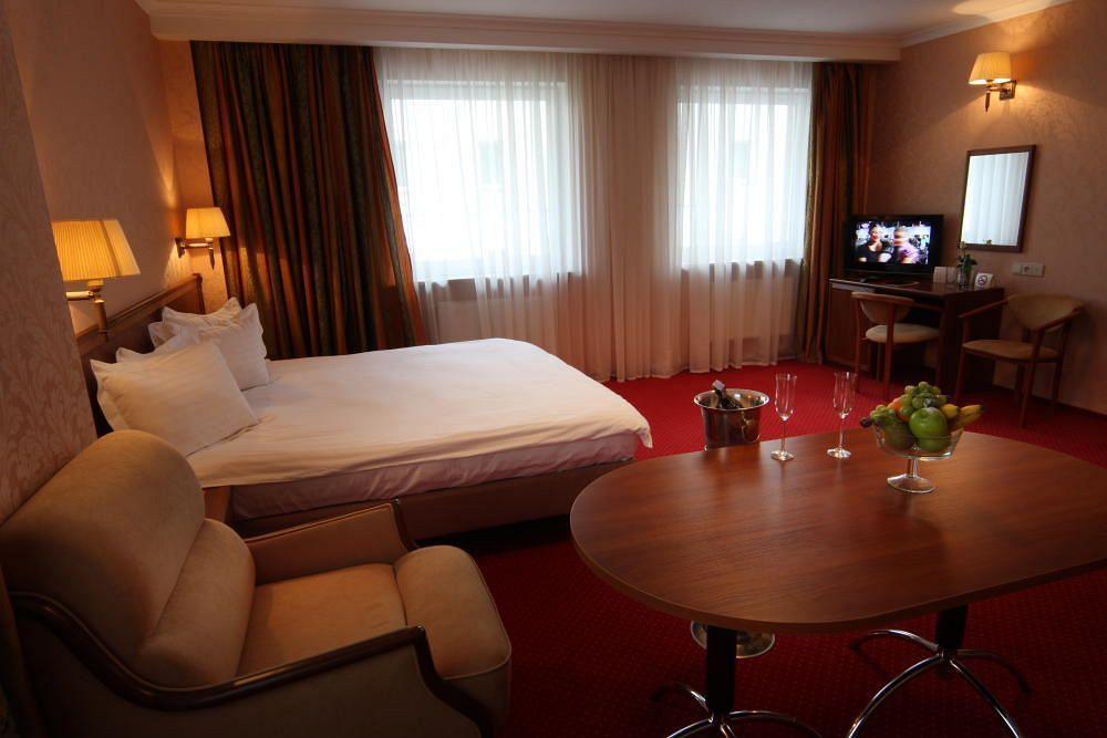 Delice Hotel Liov Cameră foto